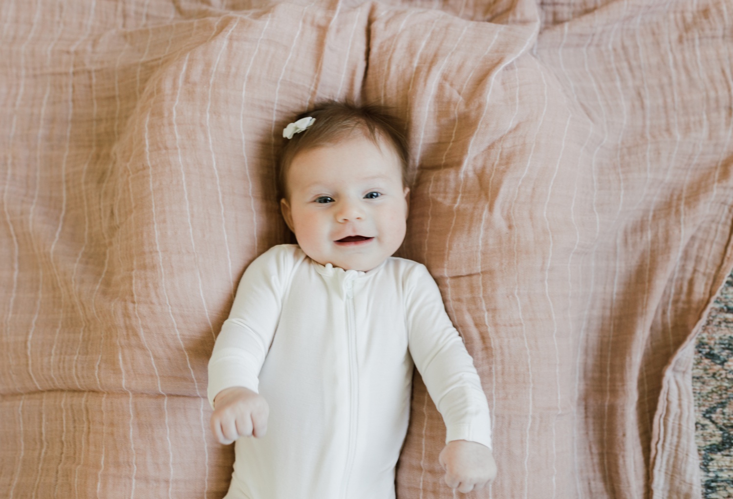 How to prepare for an at-home newborn session