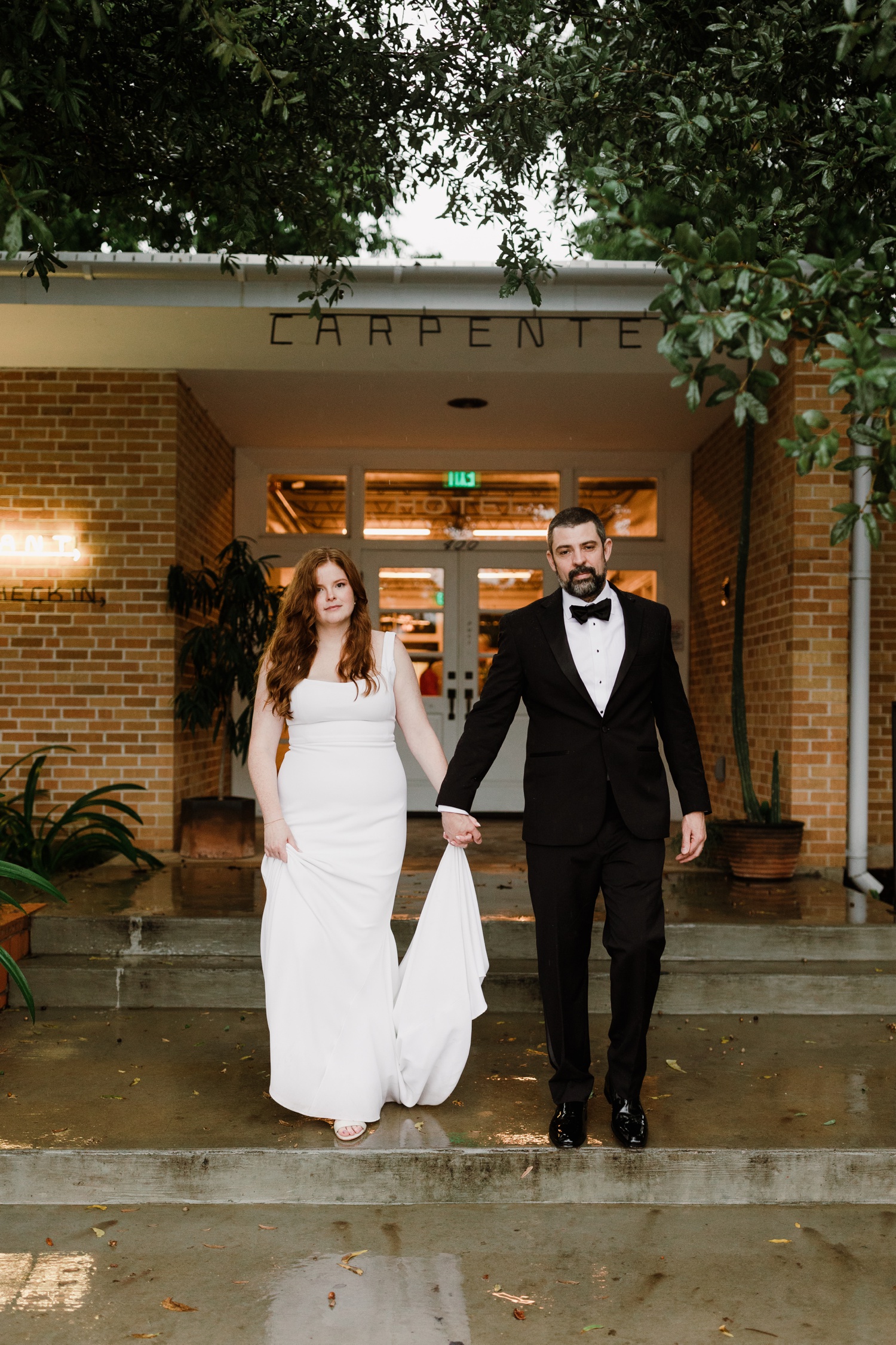 How to find your Austin wedding photographer