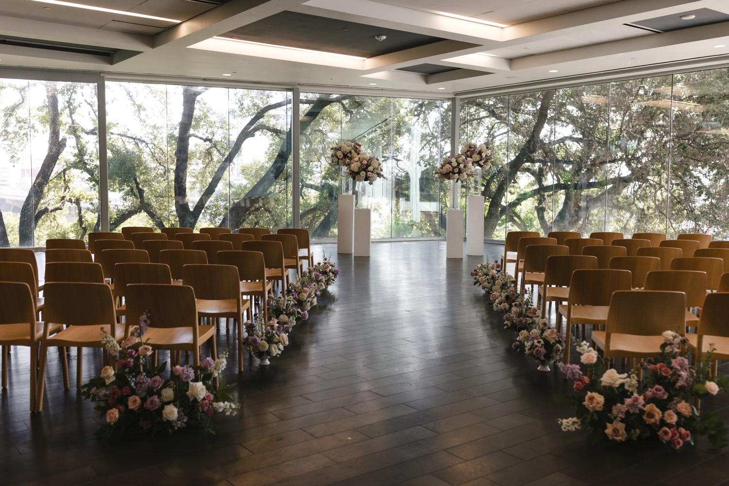 Wedding ceremony at the LINE Hotel in Austin