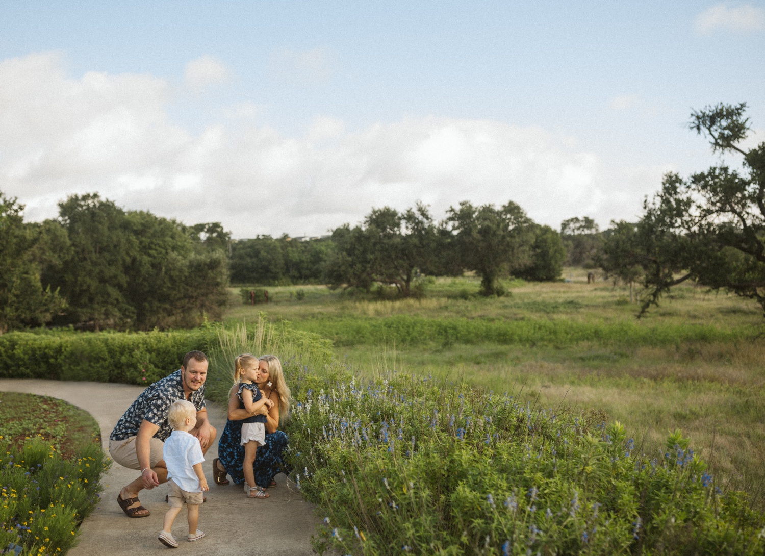 Family session at the Lady Bird Johnson Wildflower Center in Austin, TX