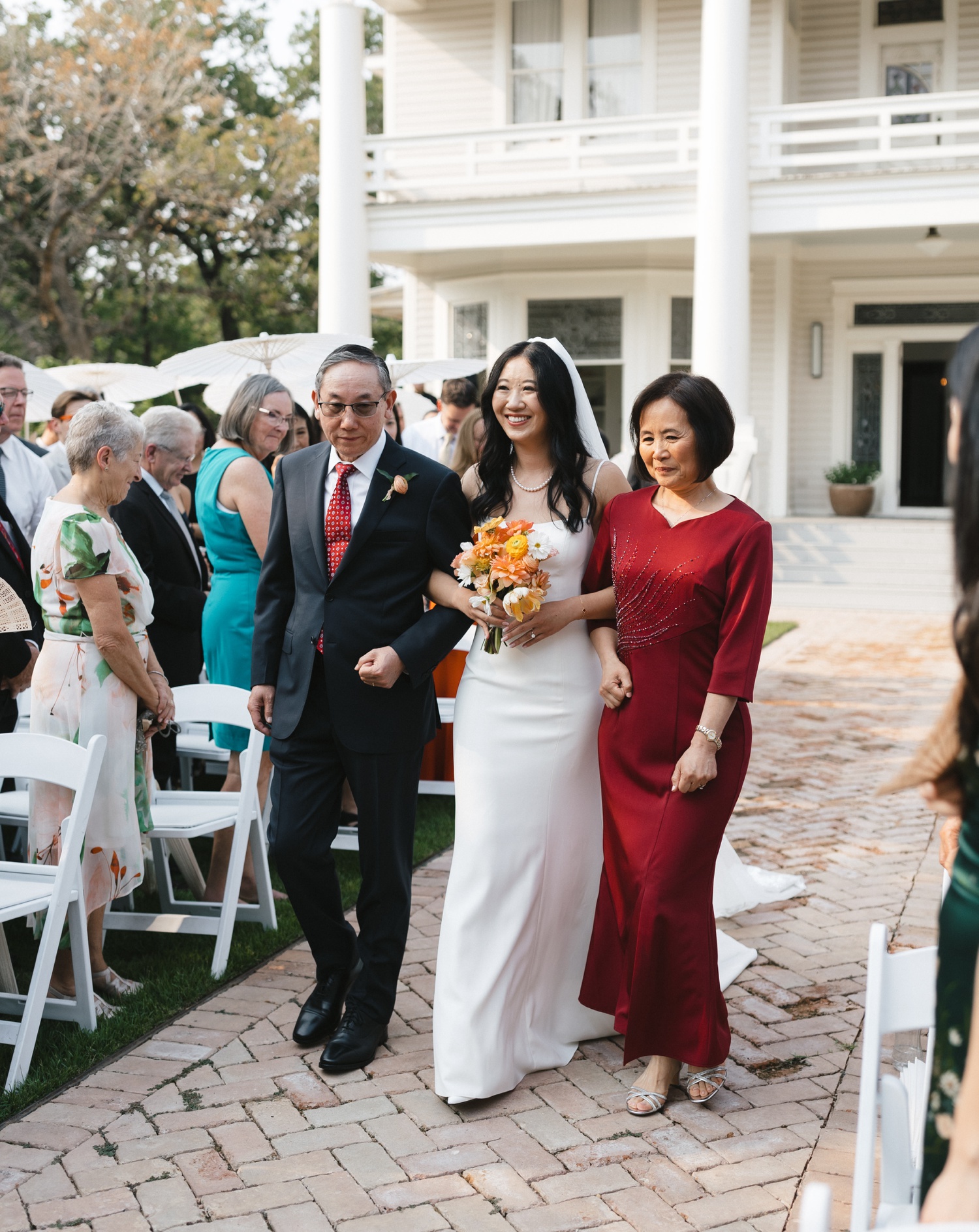 Outdoor wedding ceremony at The Grand Lady