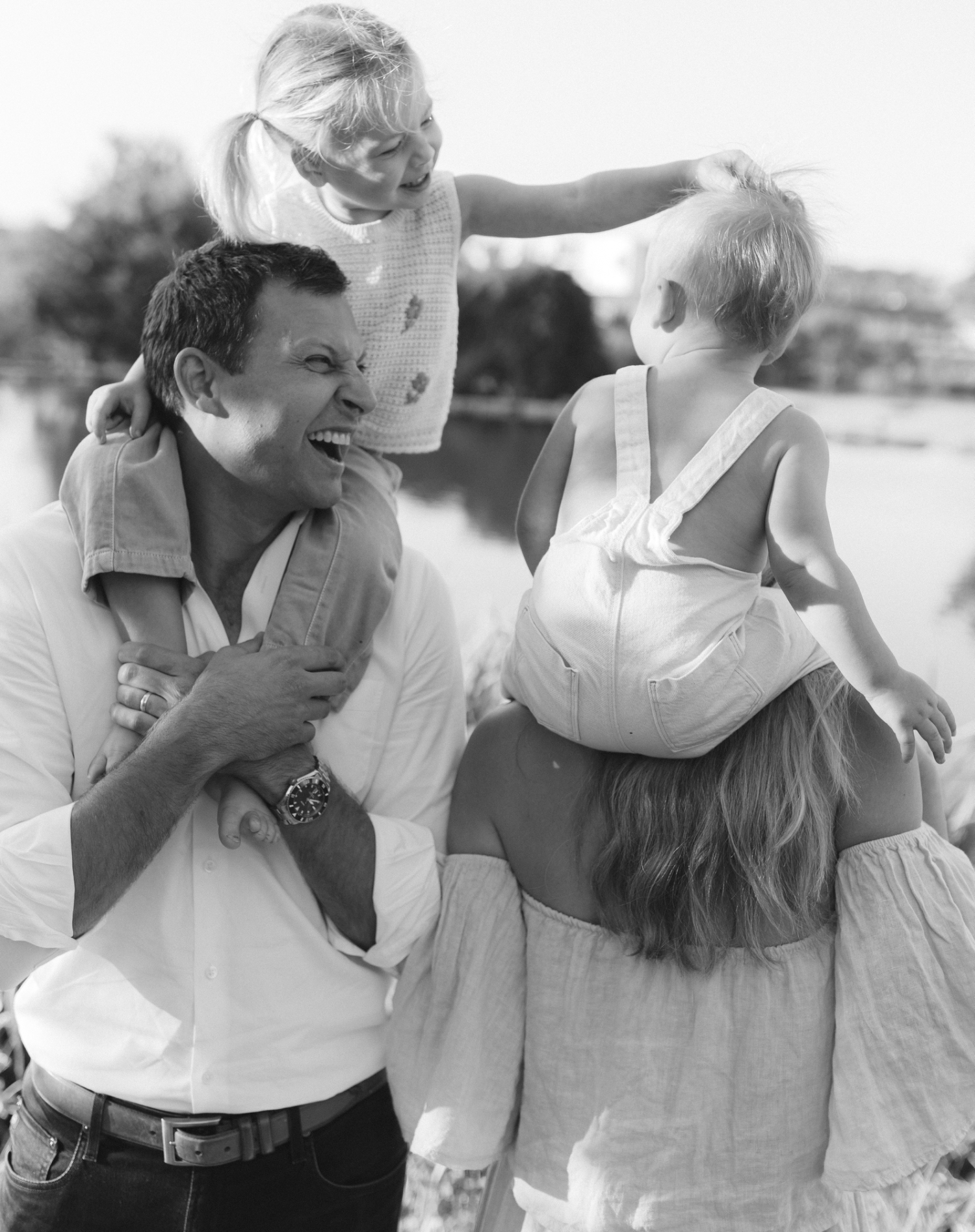 Outdoor family portraits at the Southwest Greenway in Austin, Texas