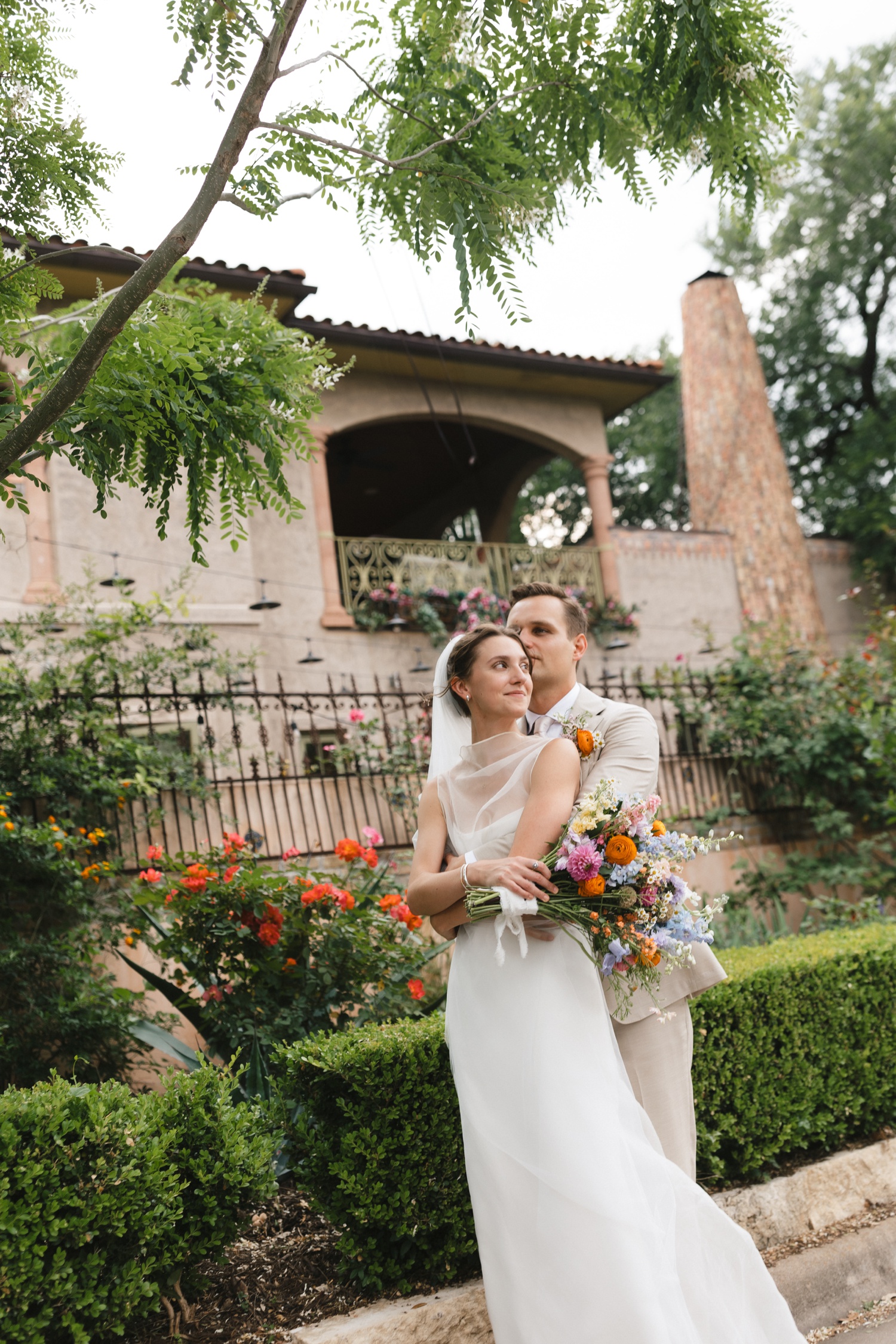 Bridal portraits at The Inn at Jennifer's Gardens
